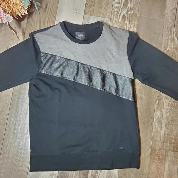 GUESS Black Faux Leather Panel Women's Pullover Sweatshirt Small - Picture 10 of 15